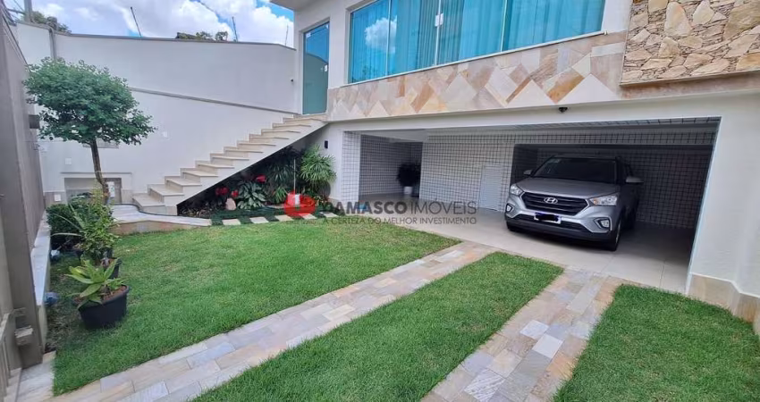 Excelente Casa Assobradada à Venda 2 Quartos, 2 Suites, 1 quarto opcional 3 Vagas, Santa Maria, São
