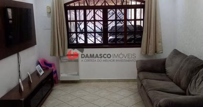 Sobrado à venda 3 Quartos, 1 Suite, 4 Vagas, 214M², Vila Alpina, São Paulo - SP