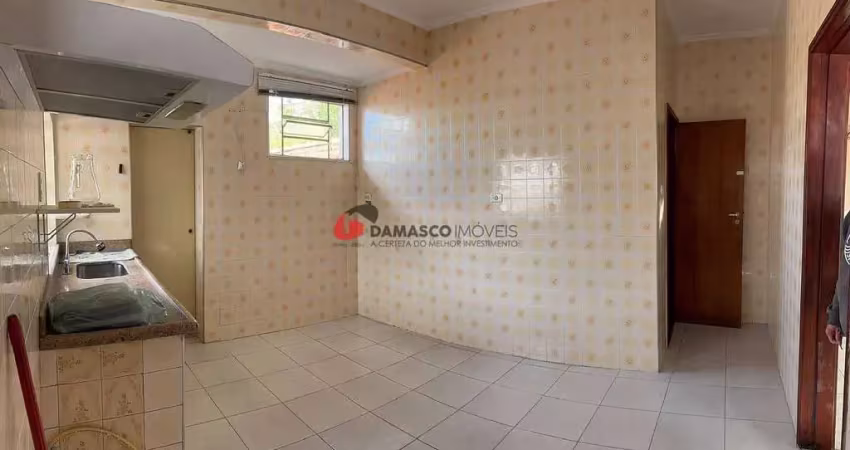 Casa com 2 quartos à venda na Rua Arapuã, 64, Santa Maria, São Caetano do Sul