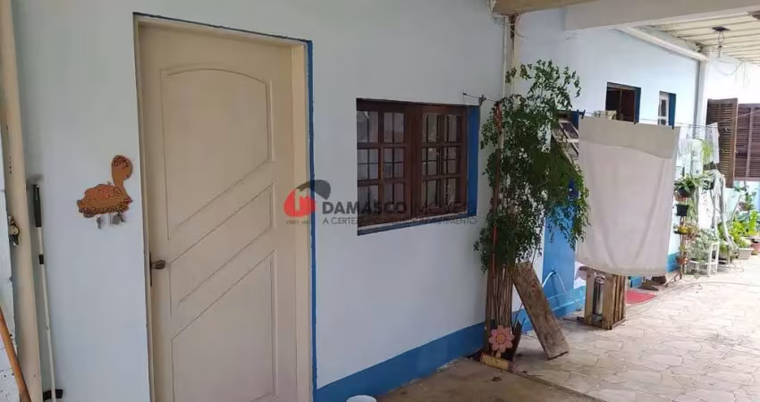 Casa à venda na Rua Nazaret, 103, Barcelona, São Caetano do Sul