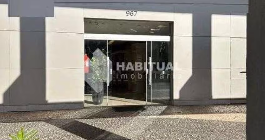 Sala comercial com 16 salas para alugar no Martins, Uberlândia 