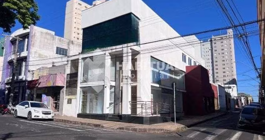 Ponto comercial com 4 salas para alugar no Fundinho, Uberlândia 