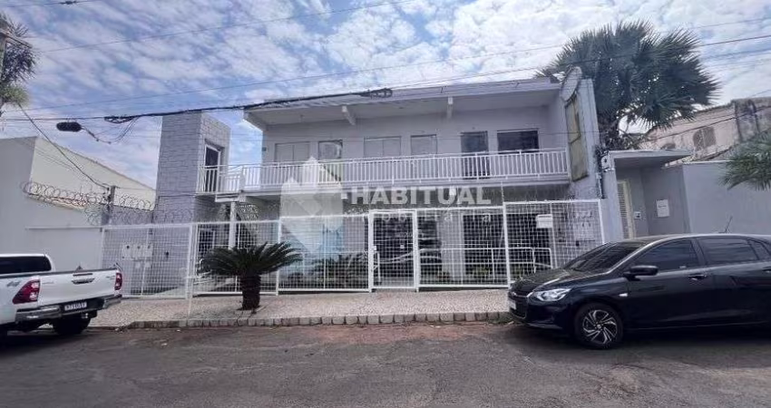 Prédio com 6 salas para alugar no Marta Helena, Uberlândia 