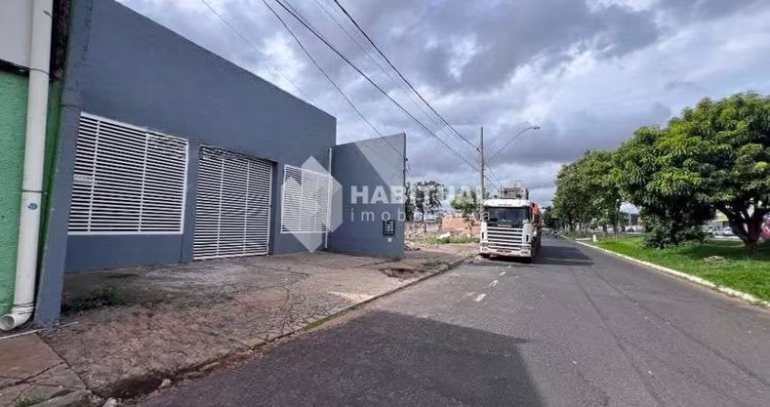 Barracão / Galpão / Depósito para alugar no Bom Jesus, Uberlândia 