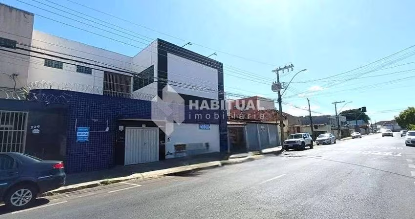 Prédio com 9 salas para alugar no Martins, Uberlândia 