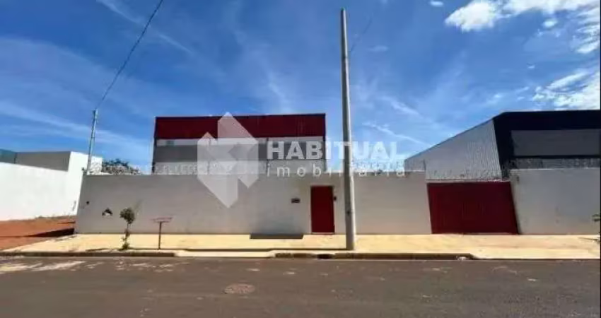 Barracão / Galpão / Depósito com 4 salas para alugar no Novo Mundo, Uberlândia 