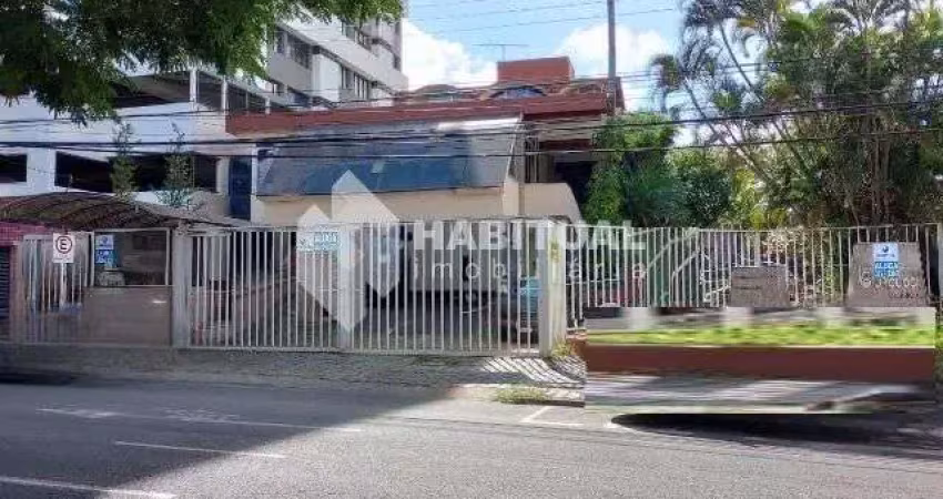 Prédio com 15 salas para alugar no Centro, Uberlândia 