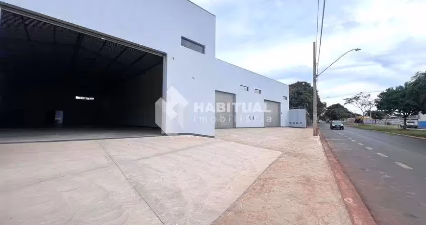 Ponto comercial para alugar no Jardim Holanda, Uberlândia 
