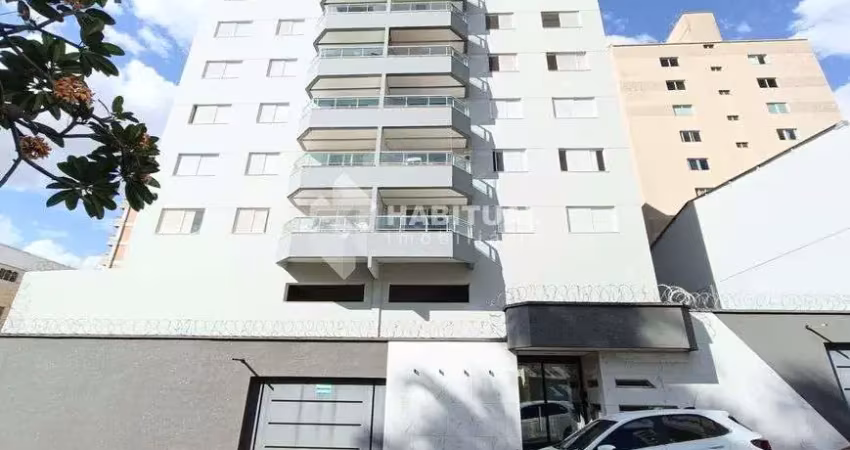 Apartamento com 3 quartos para alugar no Santa Maria, Uberlândia 