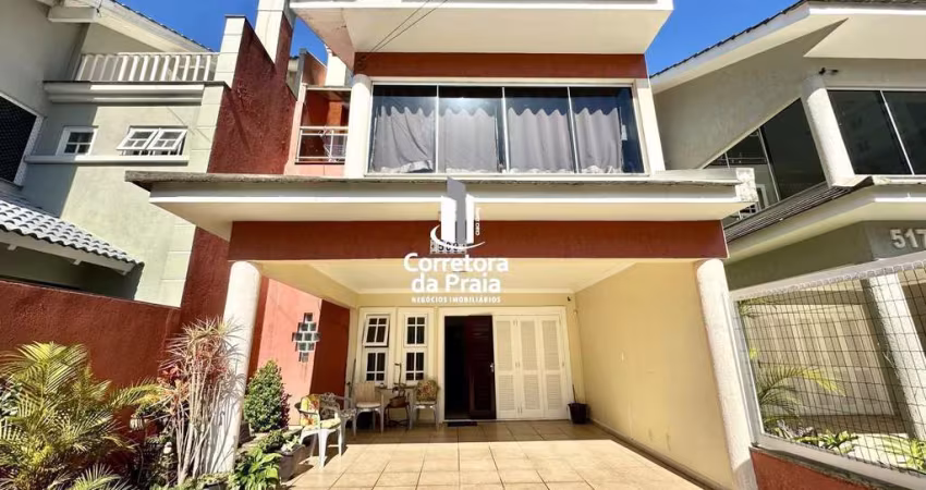 Casa para Venda em Tramandaí, Centro, 4 dormitórios, 2 suítes, 3 banheiros, 2 vagas