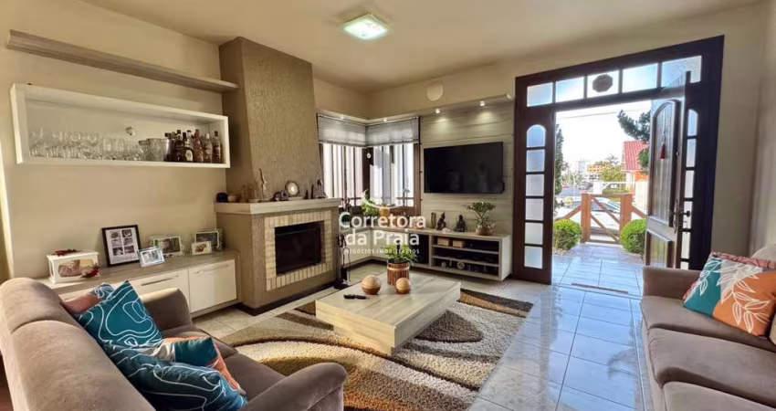 Casa para Venda em Tramandaí, Centro, 4 dormitórios, 1 suíte, 2 banheiros, 2 vagas