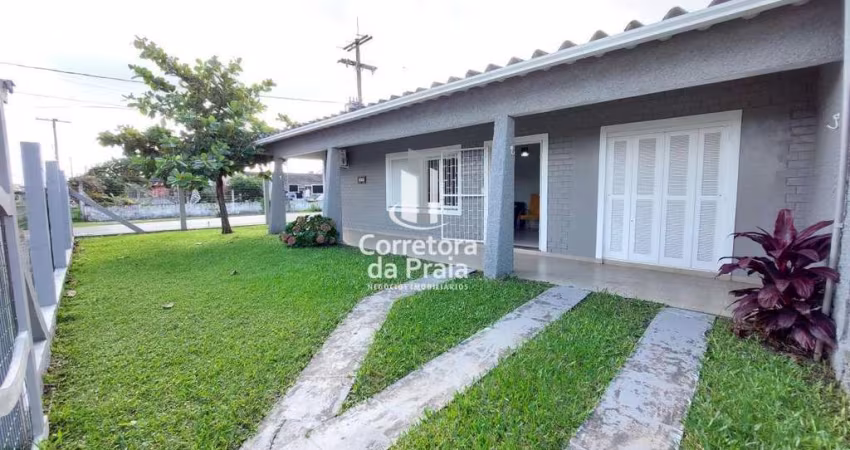 Casa para Venda em Tramandaí, Zona Nova, 4 dormitórios, 1 suíte, 3 banheiros, 2 vagas
