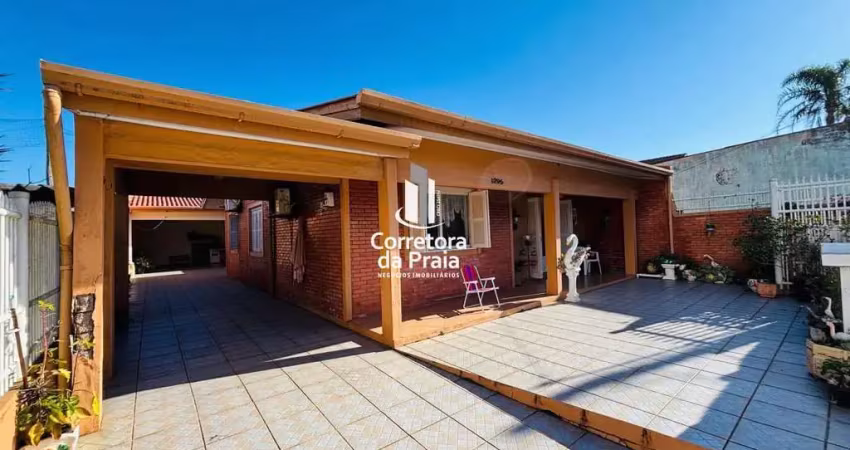 Casa para venda em tramandaí, centro, 3 dormitórios, 2 banheiros, 3 vagas