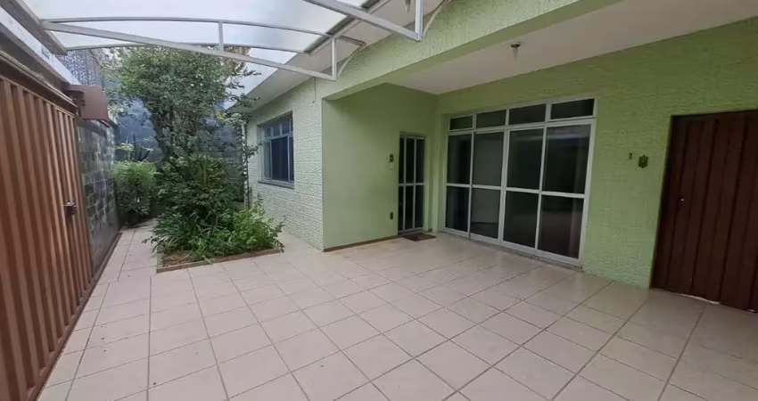 Casa com 4 quartos à venda no Carlos Prates, Belo Horizonte 