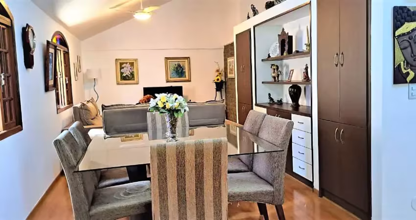 Excelente casa linear no condomínio jardim uruçanga – anil, jacarepaguá