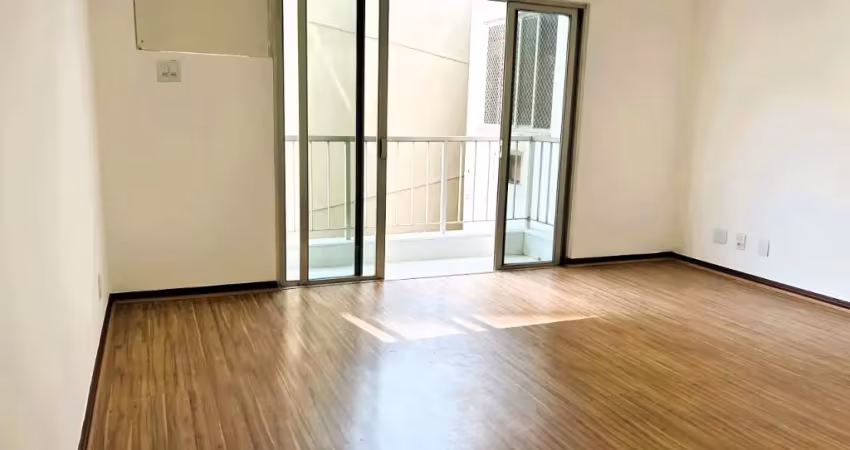 Veja que ótima  oportunidadena tijuca – rua professor gabizo!