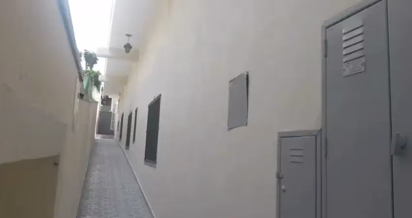 Vila monte alegre casa reformada 2 quartos (01 suíte) próximo ao metrô conceição