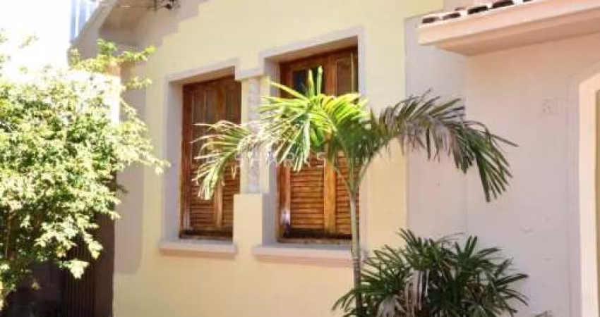 Casa no Centro de Goiânia 455m²
