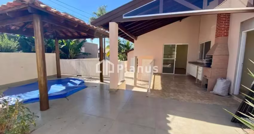 Casa com 4 quartos para alugar no Residencial Lago Sul, Bauru 