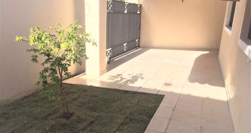 Casa para Locação em Taubaté, Campos Elíseos, 4 dormitórios, 2 suítes, 4 banheiros, 4 vagas
