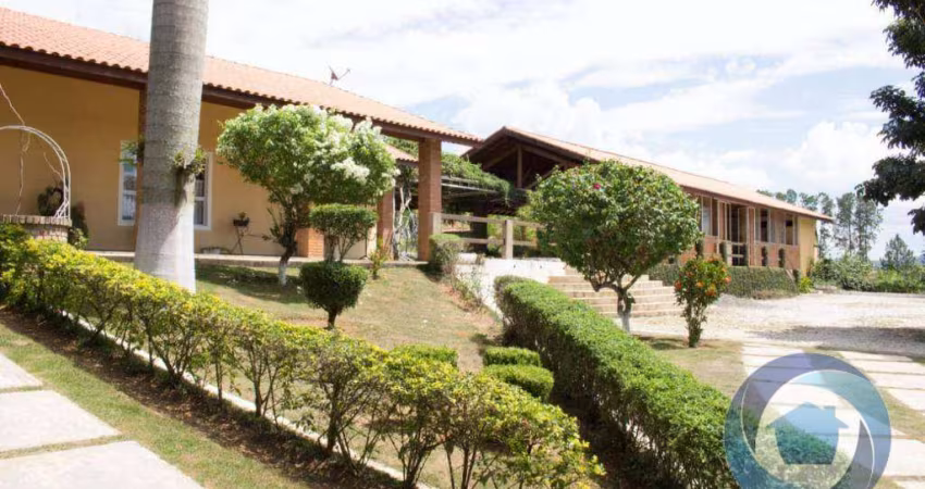Chácara com 7 dormitórios à venda, 5554 m² por R$ 1.560.000,00 - Veraneio Irajá - Jacareí/SP