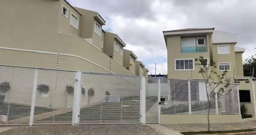 Excelente casa tipo sobrado em condomínio fechado, Jardim Fernandes - SO2222
