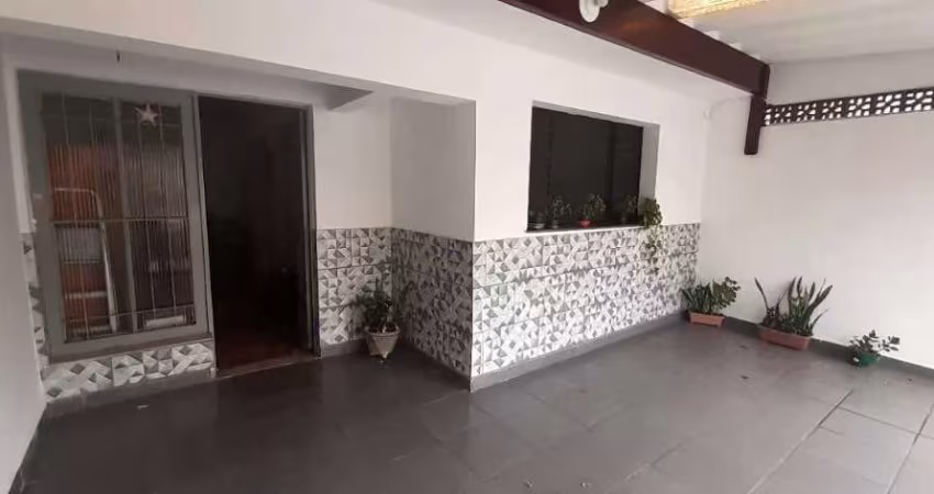 Casa térrea com quintal 02 vagas garagem e 02 dormitórios à venda, 65 m² por R$ 650.000,00 - Penha - São Paulo/SP - CA0632
