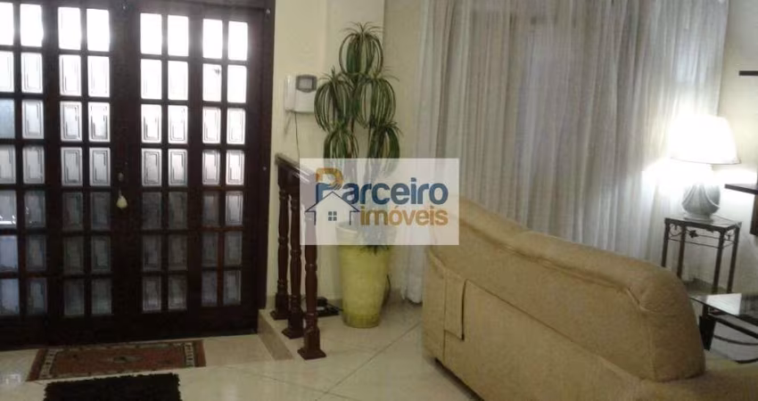 Sobrado com 4 dormitórios à venda, 400 m² por R$ 750.000,00 - Jardim Vila Formosa - São Paulo/SP