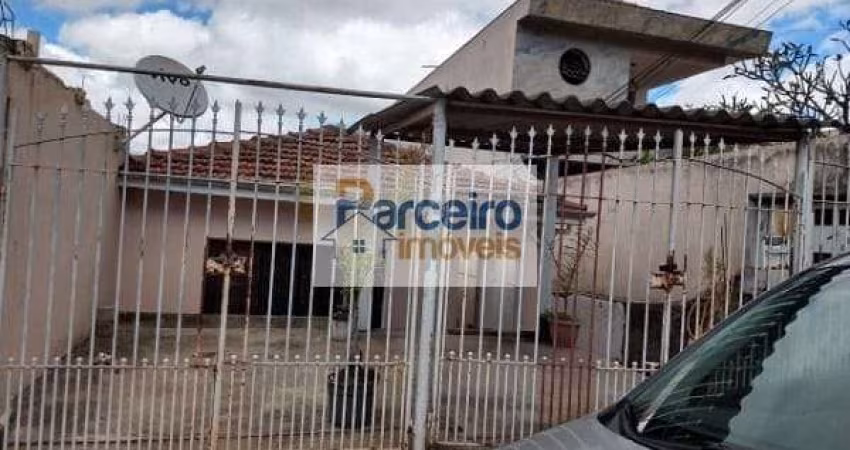 Casa com 7 dormitórios à venda, 250 m² por R$ 700.000,00 - Vila Alpina - São Paulo/SP
