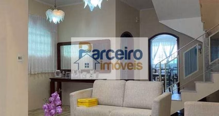 Sobrado com 3 dormitórios à venda, 331 m² por R$ 895.000,00 - Vila Talarico - São Paulo/SP