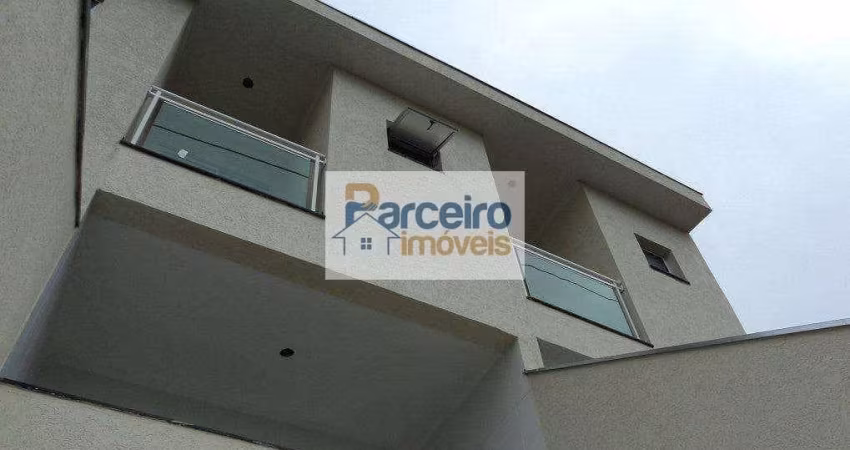 Casa tipo sobrado a venda  com 3 dormitórios com 112 m² por R$ 915.000,00 - Vila Guilhermina - São