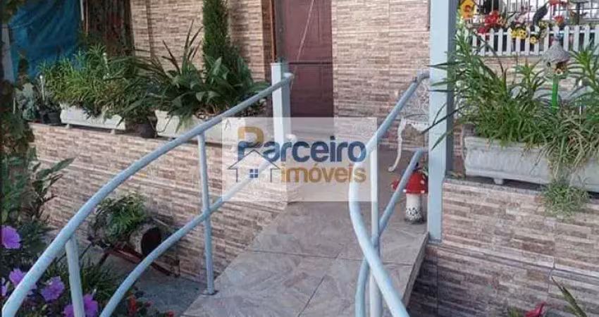 Casa com 3 quartos à venda na Rua Abernéssia, 124, Vila Carrão, São Paulo