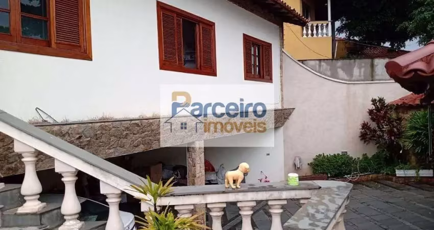 Casa com 3 dormitórios à venda, 250 m² por R$ 1.380.000,00 - Cidade Patriarca - São Paulo/SP