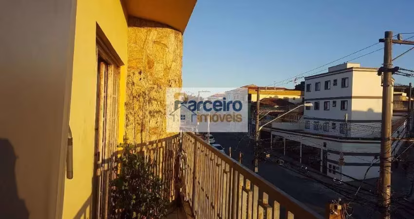 Casa Tipo Sobrado próximo ao Metrô Patriarca com 6 dormitórios à venda  - Cidade Patriarca - São Pa