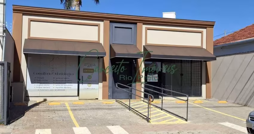 Sala para locação com vitrine, próximo ao atacadão santa cruz