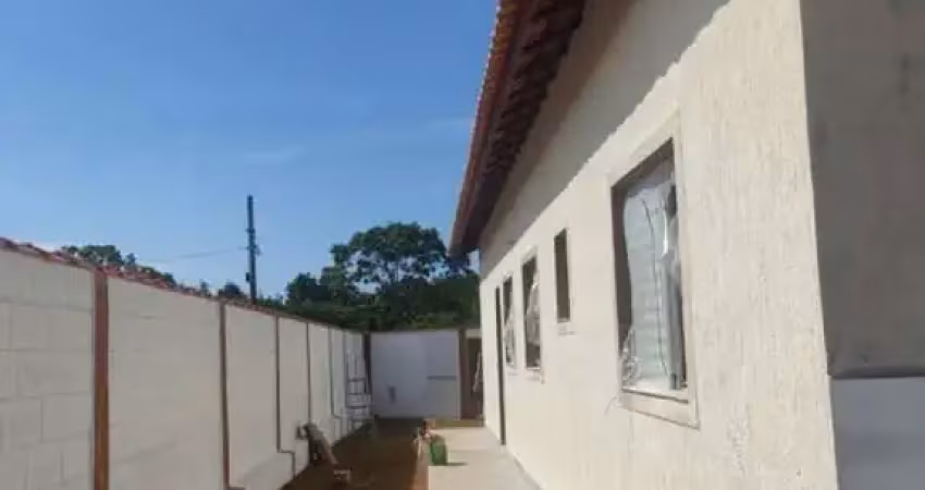 Casa para venda em itanhaém, jardim grandesp, 2 dormitórios, 1 banheiro, 2 vagas