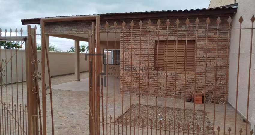 Casa térrea 163m², 4 dormit, 2 suítes, região central em Araçoiaba da Serra