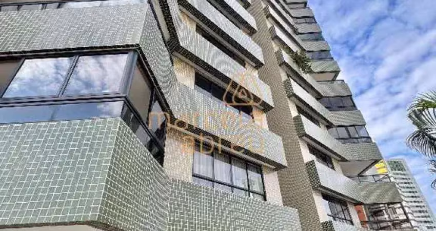 Vende-se apartamento de 160m&#178; no coração da Encruzilhada