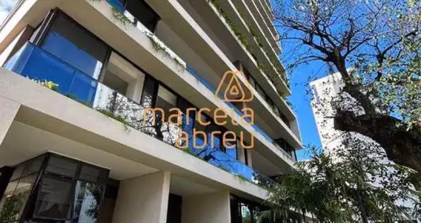 Aluga-se apartamento de 160m&#178; no Coração da Jaqueira