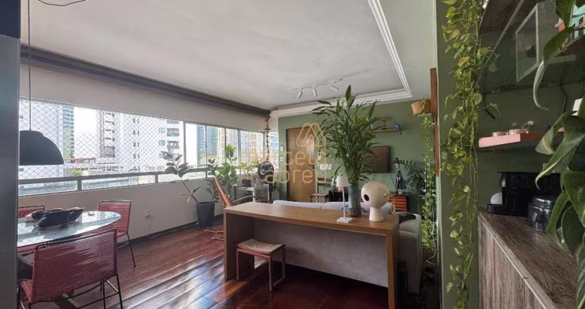 Vende-se apartamento de 97m&#178; no Bairro dos Aflitos