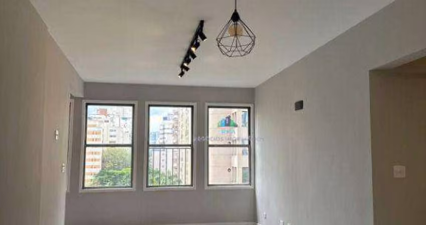 Apartamento com 3 dormitórios à venda, 100 m² por R$ 1.590.000,00 - Jardim Paulista - São Paulo/SP