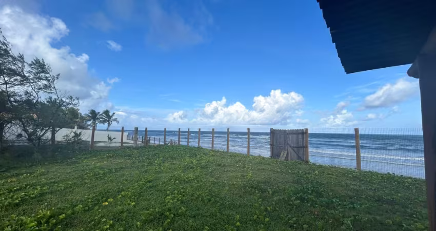 Oportunidade Única! Terreno à Beira-Mar em Subaúma!