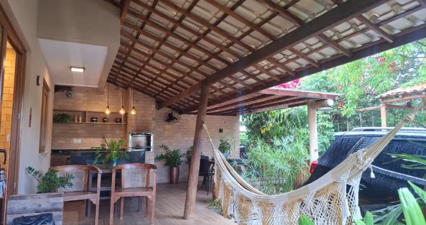 Casa 3 suítes e área gourmet com churrasqueira