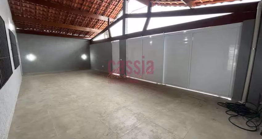 Casa com 4 quartos, Tupi, Praia Grande - R$ 870 mil, Cod: 4615