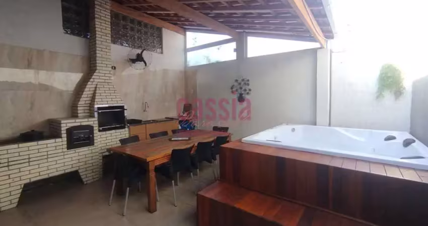 Casa com 2 quartos, guilhermina, praia grande - r$ 820 mil, cod: 4622