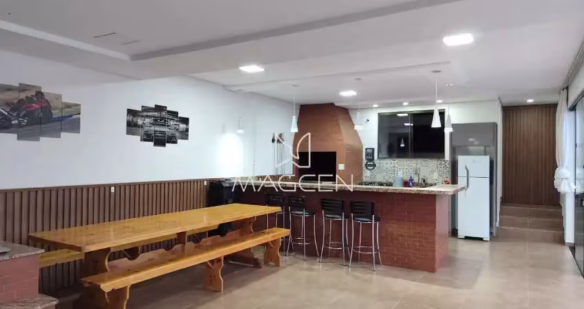 Casa perto do centro com área de festas grande  - ca530