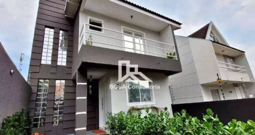 Sobrado com 3 dormitórios à venda, 140 m² por R$ 700.000,00 - Santa Cândida - Curitiba/PR