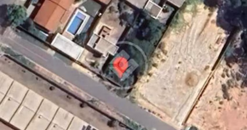 Terreno residencial ou comercial bem localizado codigo: 109177