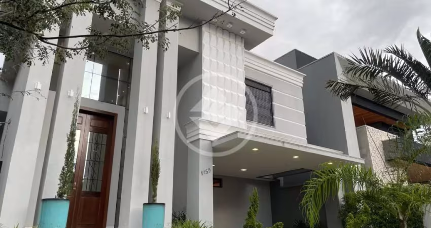 Belíssima casa no Condomínio Portal da Mata, com estilo neoclássico, fachada imponente e sofisticada ✅280 m2 de construção codigo: 78340