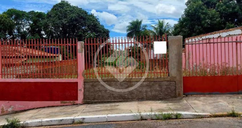 Terreno no bairro Lixeira, próximo de posto de gasolina, escolas, ginásio. Poucos metros da avenida Miguel Sutil e codigo: 107093